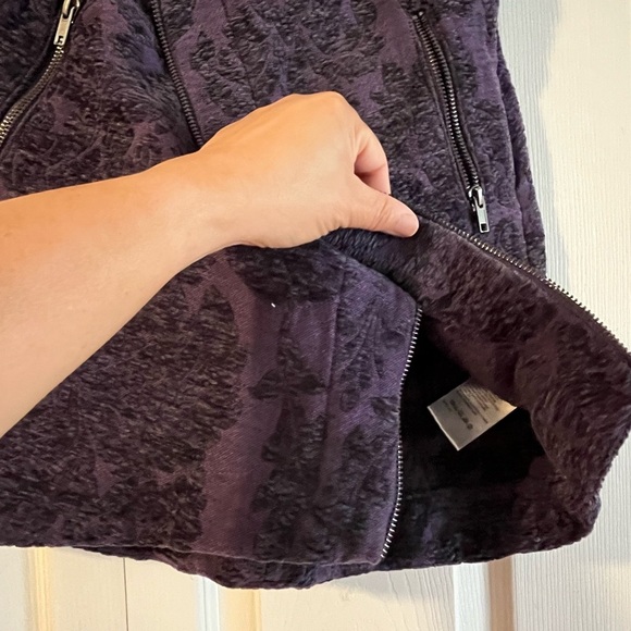 NWT MINI SKIRT Size : XS-TP - Picture 3 of 10